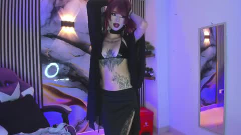 chloe_jacksonn online show from June 4, 8:13 pm