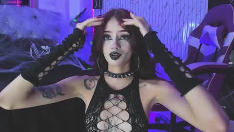 chloe_jacksonn online show from October 30, 11:39 pm