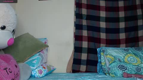 Chloe  online show from January 20, 6:43 pm