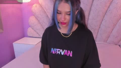   online show from February 11, 8:10 pm