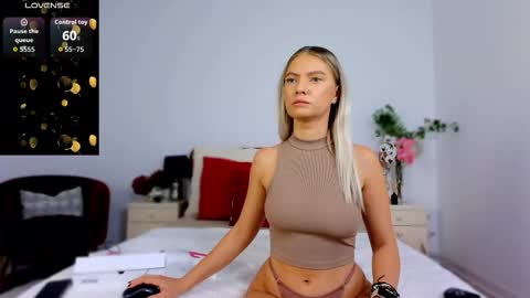 Chloe online show from September 15, 4:32 am