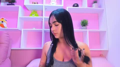 Chloe online show from December 2, 11:34 am