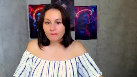 Chloe online show from November 9, 11:39 am