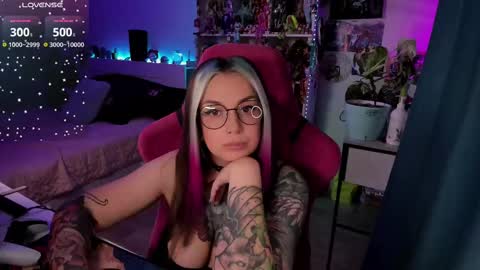 ChloeKohaku online show from February 14, 3:43 am