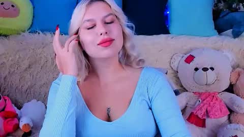 ChloeRicci online show from September 11, 8:58 am