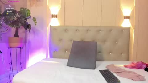 Chloe rosse online show from March 11, 1:37 am