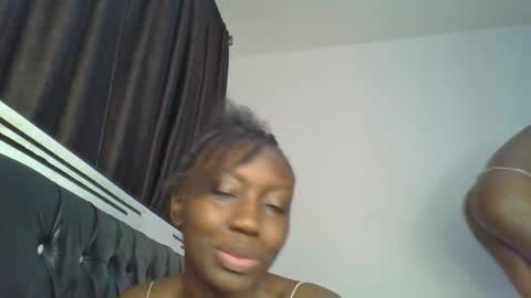 chocobear22 online show from November 20, 11:17 pm