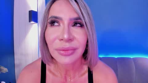 Christiekroes online show from January 5, 5:27 pm