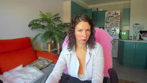 Chris online show from February 20, 9:00 am