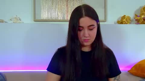 Christina online show from October 7, 6:45 pm