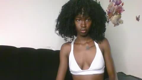 chroe22 online show from March 18, 7:02 am