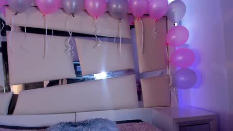 instagram chrystaljade.1 online show from October 21, 1:37 pm