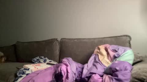 EmberEssence online show from December 18, 4:01 pm