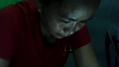 chuzy032094 online show from June 11, 2:53 am