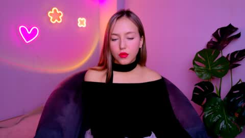 cindylovesmith online show from April 15, 7:31 am