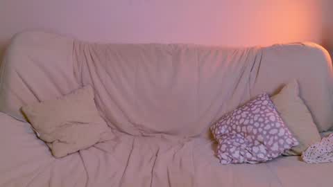 cindylovesmith online show from June 7, 7:37 am