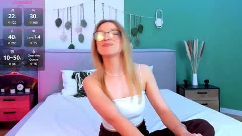 cindymori online show from January 18, 3:08 pm