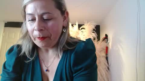 cinthia1609 online show from January 5, 8:01 pm