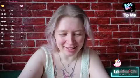 citrusblissss online show from March 31, 2:22 am