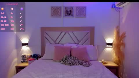 Claire 3 online show from February 25, 8:07 pm