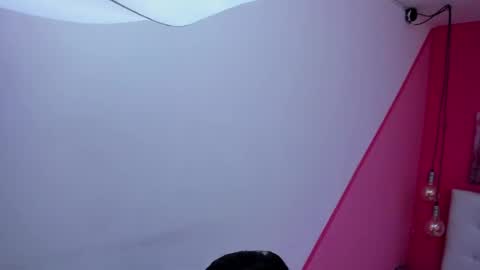 claire aristizabal online show from February 18, 3:31 am