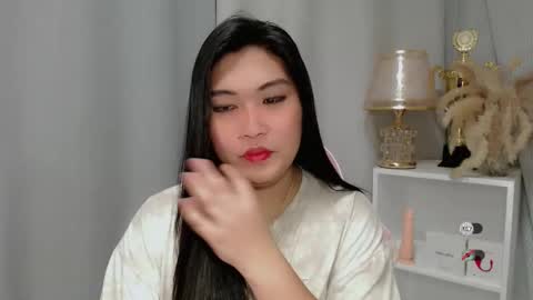 CLAIRE online show from May 6, 4:16 am