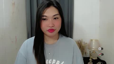 CLAIRE online show from October 11, 7:57 am