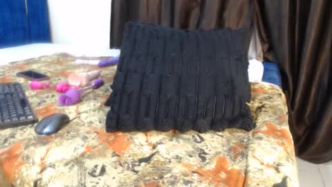 clamsynana online show from March 2, 7:20 pm