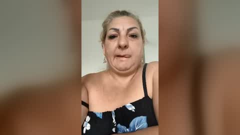 Clara online show from June 15, 7:30 am