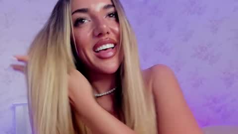 ClaraHazel online show from October 15, 5:43 am