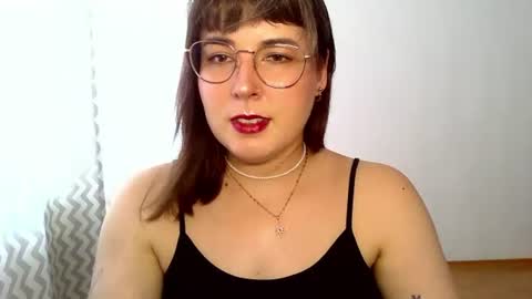 Clara online show from August 6, 12:01 pm