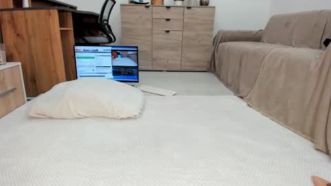 Deea xxx online show from October 4, 2:28 am