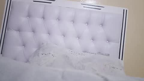 classy_zoey online show from September 19, 5:06 am