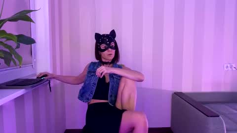 cleo_catra online show from November 15, 4:13 am
