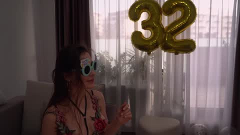 Cleopatra online show from January 31, 10:52 am