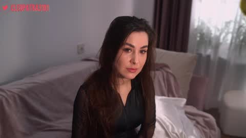 Cleopatra online show from February 2, 10:57 am