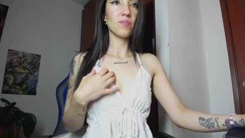  Nicol  online show from December 18, 2:42 am