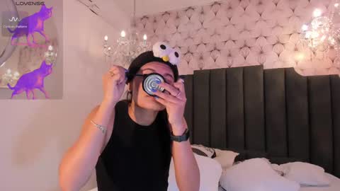 Cleopatra online show from February 10, 6:24 pm