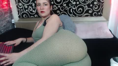 cloe66 online show from December 5, 7:06 pm