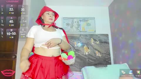 CLOE online show from February 15, 12:01 pm