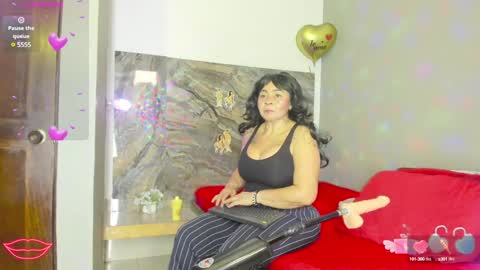 CLOE online show from February 7, 11:45 am