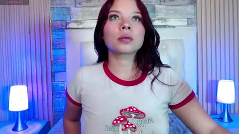cloey_bentley online show from June 23, 9:02 pm