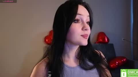 Ellie online show from July 22, 3:18 am