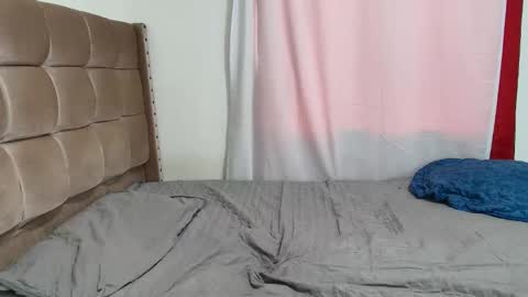 clover online show from November 17, 11:44 am