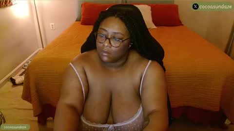 Sunnye Daze online show from March 9, 1:35 am