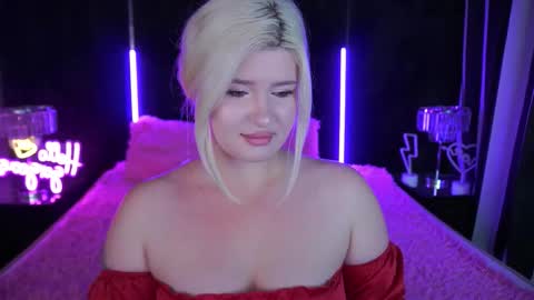 onlyfans amyleyy online show from September 27, 7:15 am