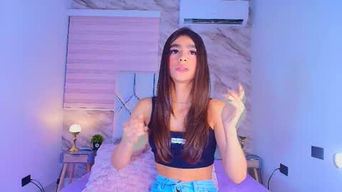 colett online show from January 15, 12:00 pm