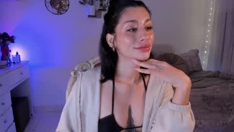 connie    online show from February 26, 10:38 am