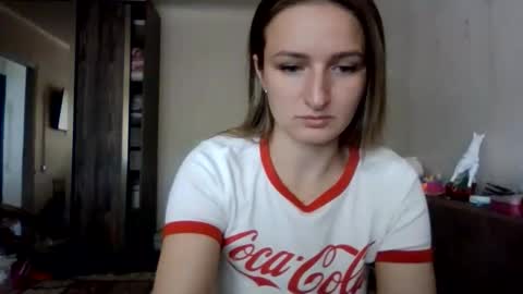cora_fora online show from June 3, 10:05 am