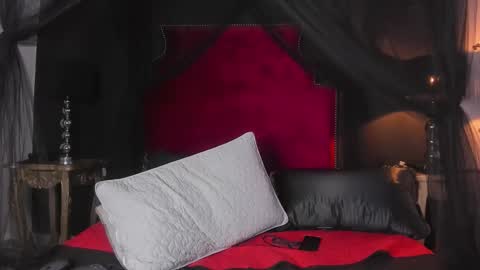 Coral online show from November 12, 2:59 pm